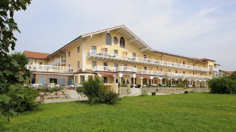 Wellness Natur Resort Gut Edermann Teisendorf Dış mekan fotoğraf